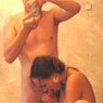 autofotos pareja amateur espejo chica haciendo mamada felacion desnuda